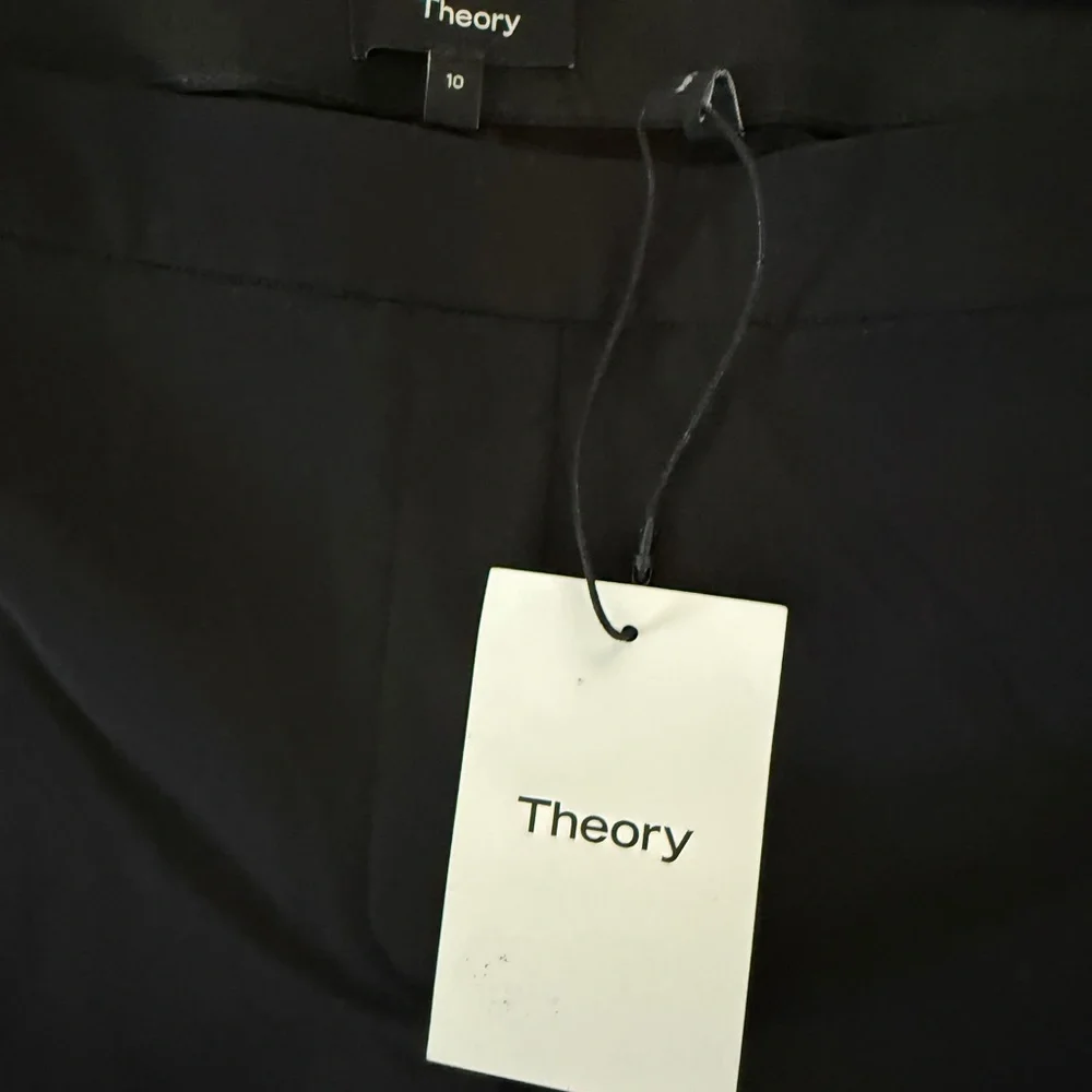 Theory Classic Black Trousers - Picture 4 of 4